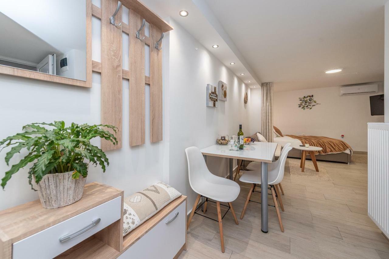 Apartments Luky Zára Kültér fotó