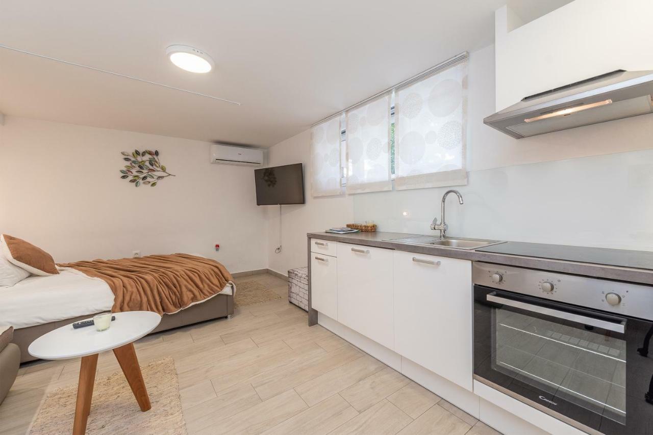 Apartments Luky Zára Kültér fotó