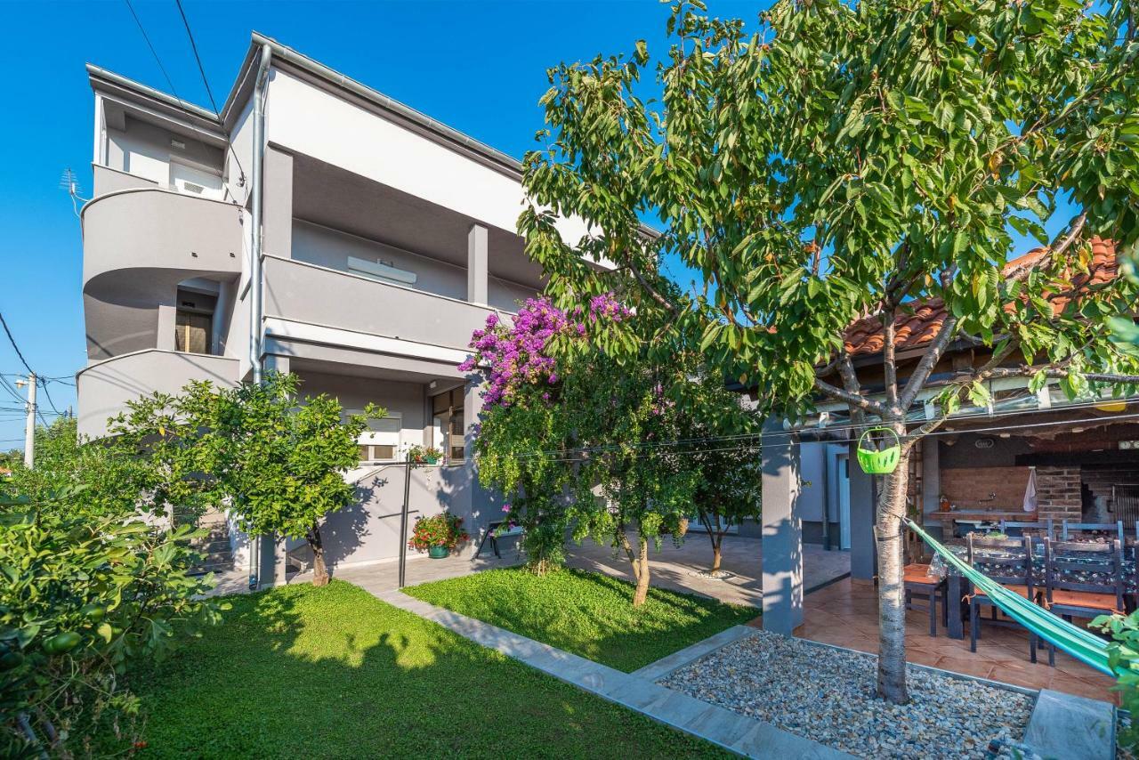 Apartments Luky Zára Kültér fotó